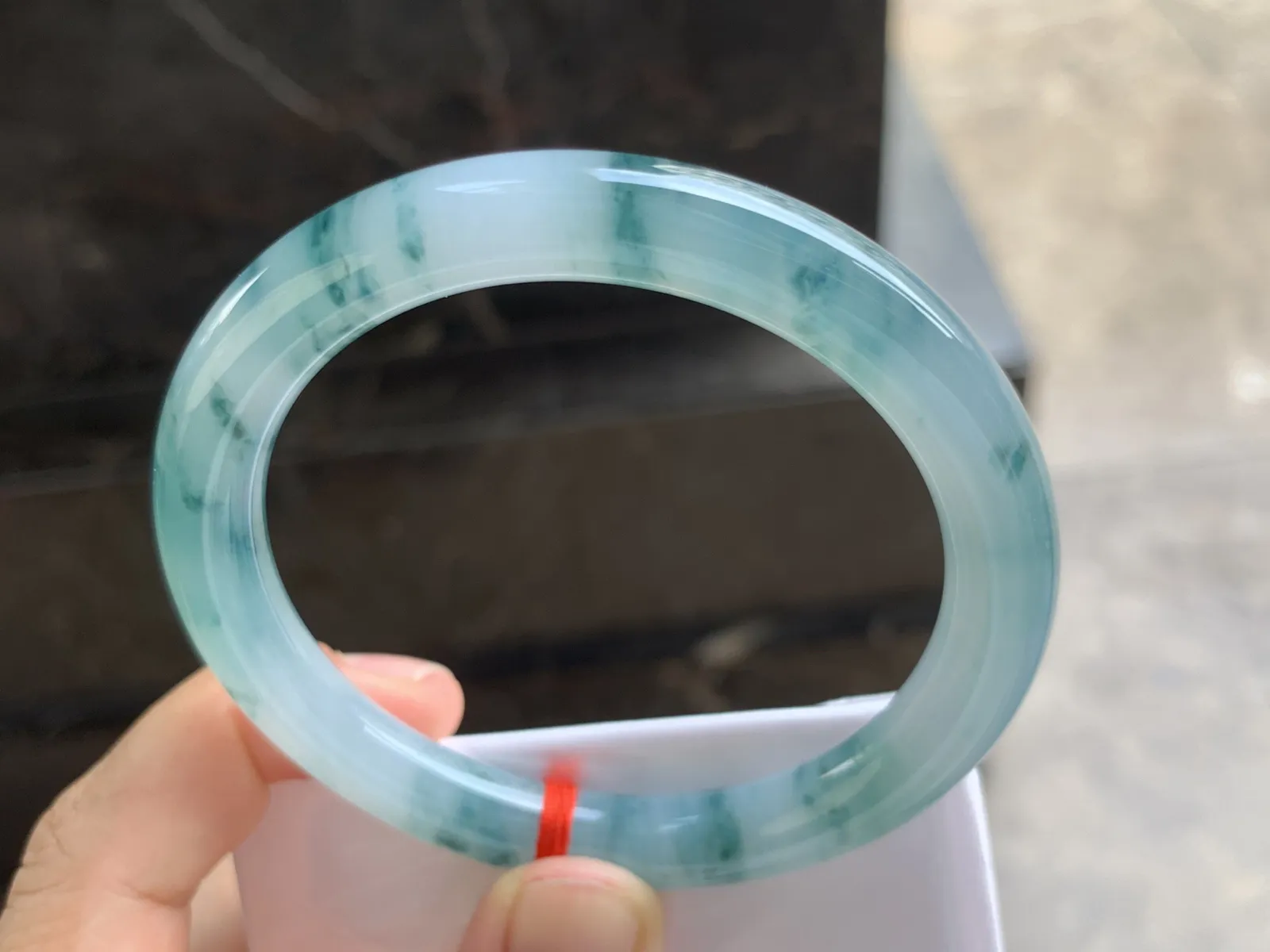 57-9mm
冰种飘花圆条手镯 冰透 水润蓝花 推荐