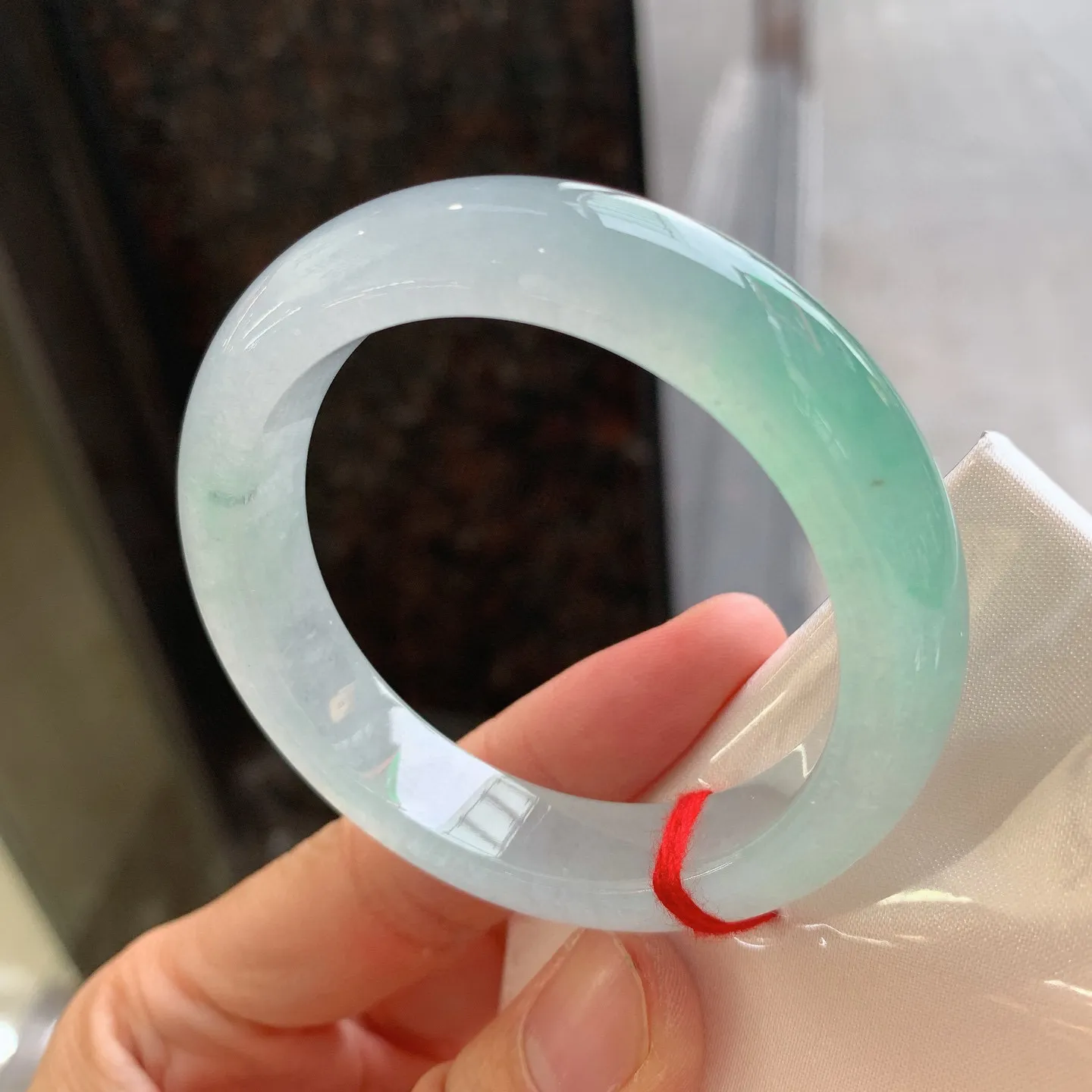正圈冰飘绿 尺寸：50/11.7/8.1mm
