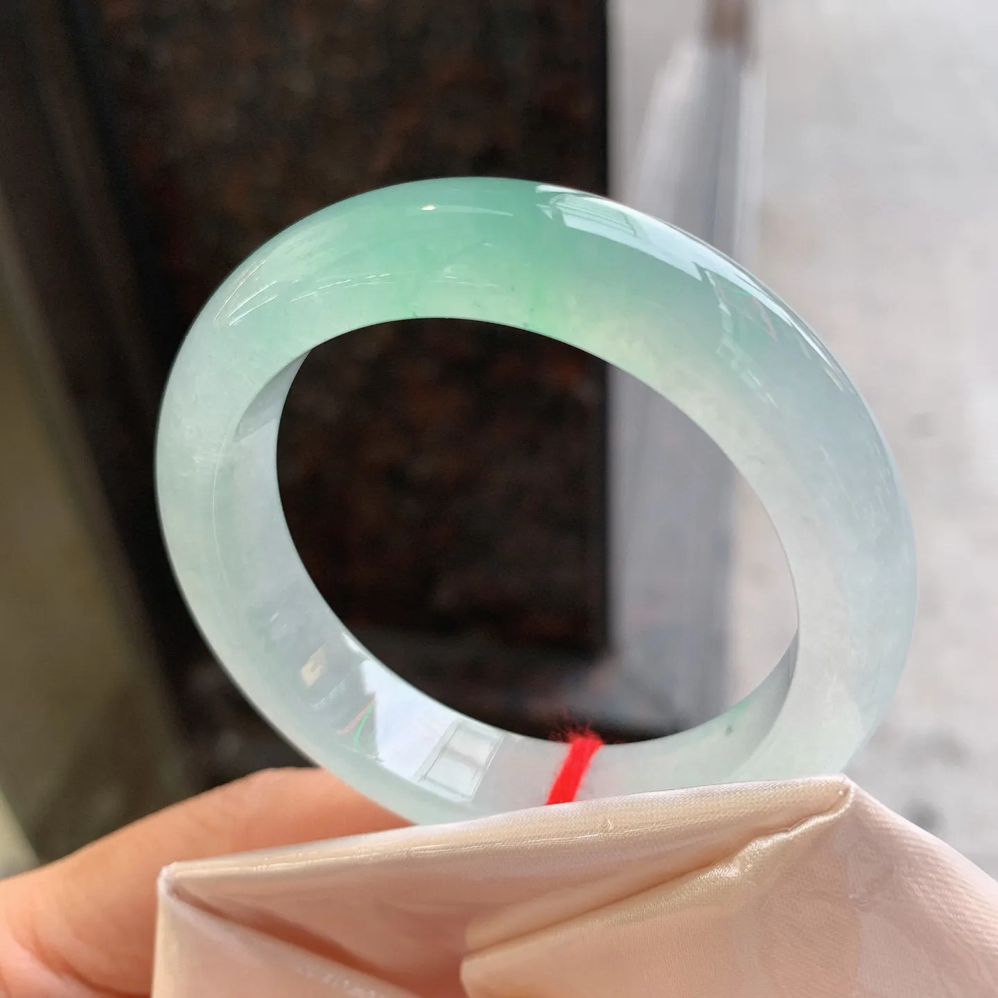 正圈冰飘绿 尺寸：50/11.7/8.1mm
