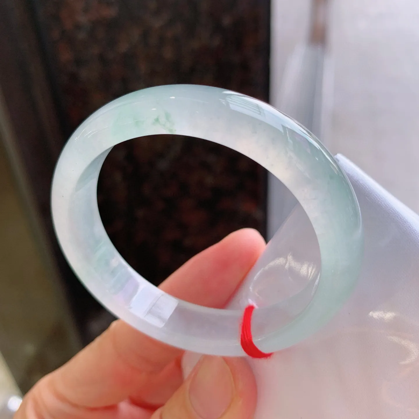 贵妃冰飘花 尺寸：56/49/11.6/7.5mm