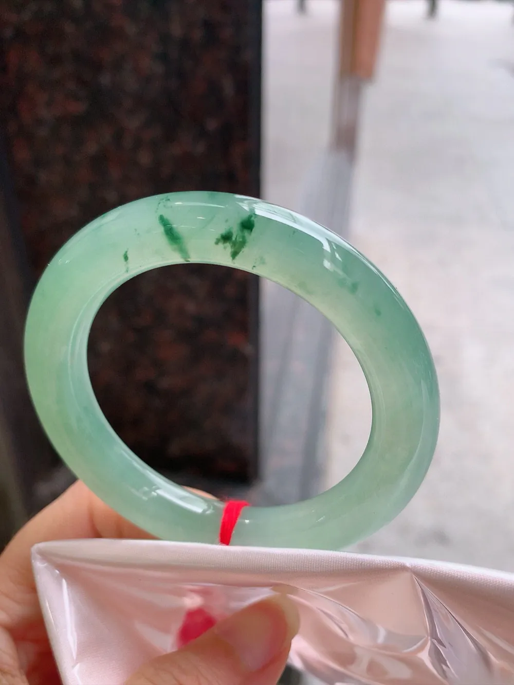 圆条冰玻飘花 无瑕 尺寸:55.1/10.8 花美 种水好