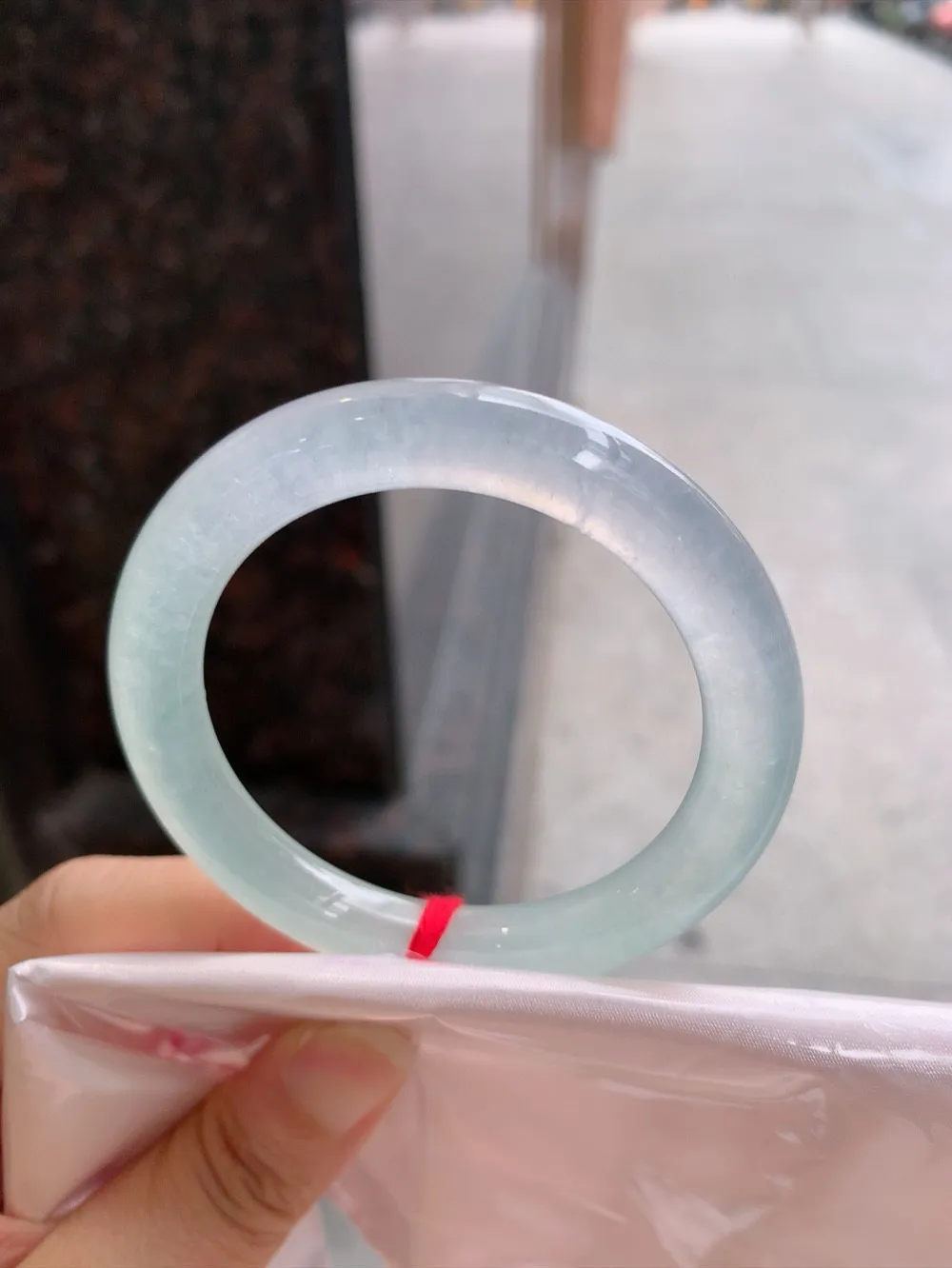 圆条冰玻绿 无瑕 尺寸:50.2/8.5/9.1 种水好🥰🥰
