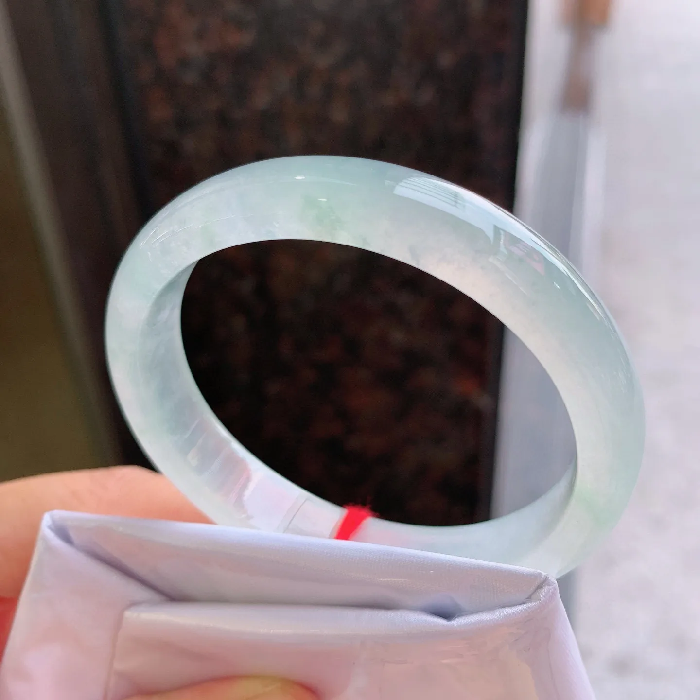 贵妃冰飘花 尺寸：56/49/11.6/7.5mm