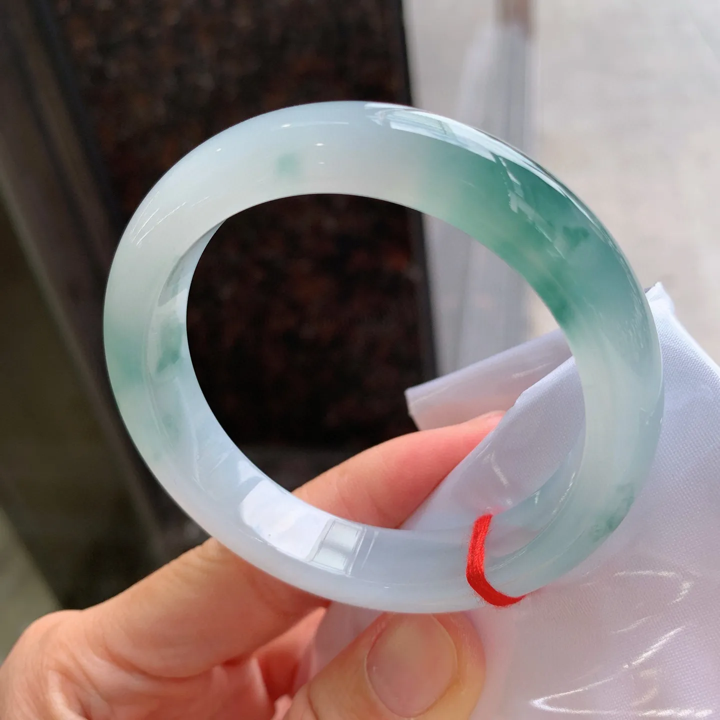 正圈冰飘花 尺寸：55.8/12.4/8.6mm