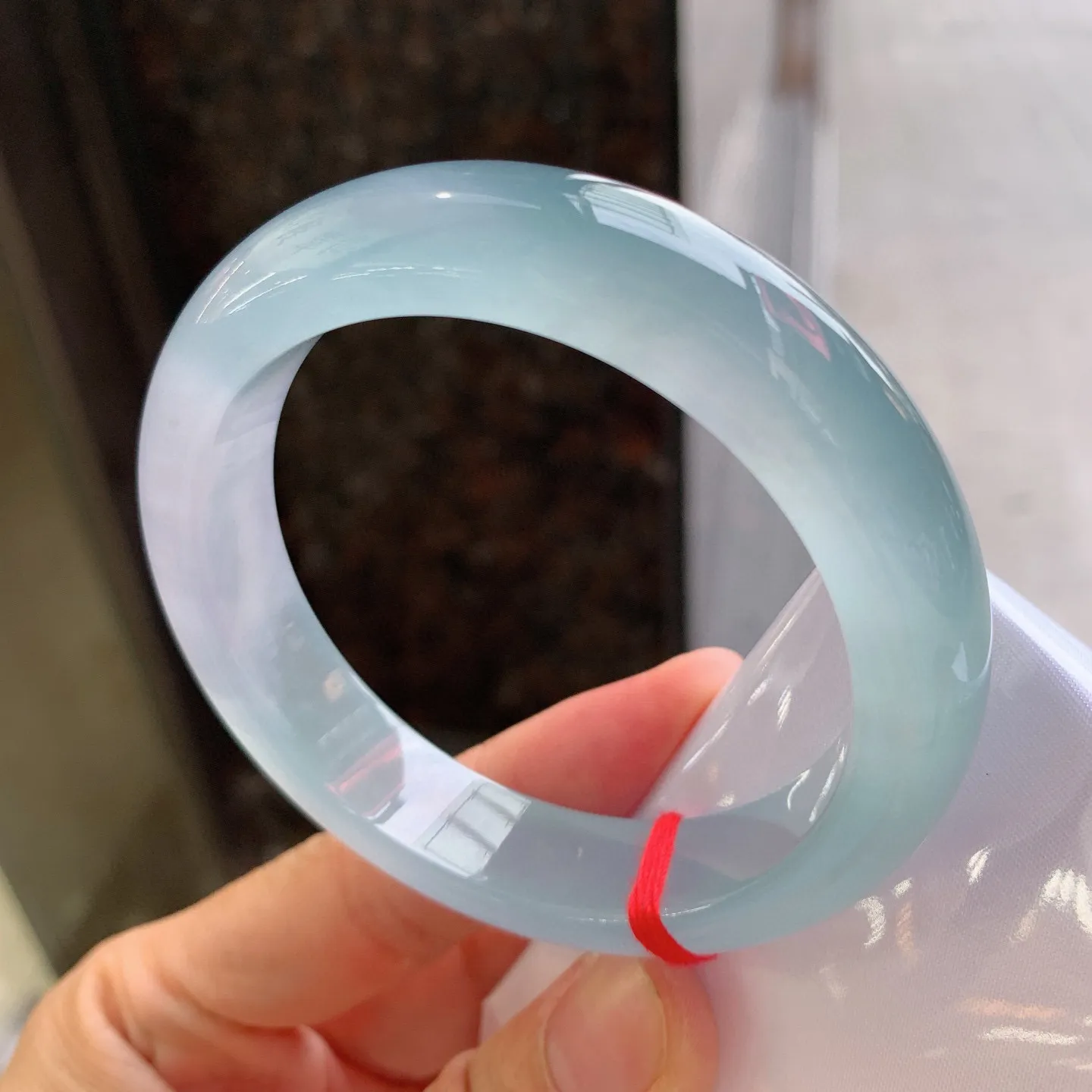 正圈天空蓝 尺寸：57.4/13.3/8.8mm