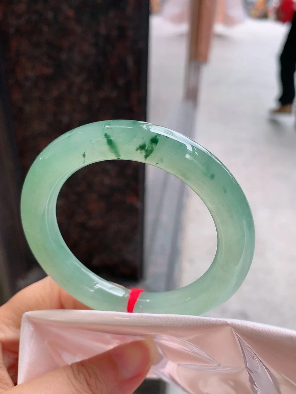圆条冰玻飘花 无瑕 尺寸:55.1/10.8 花美 种水好