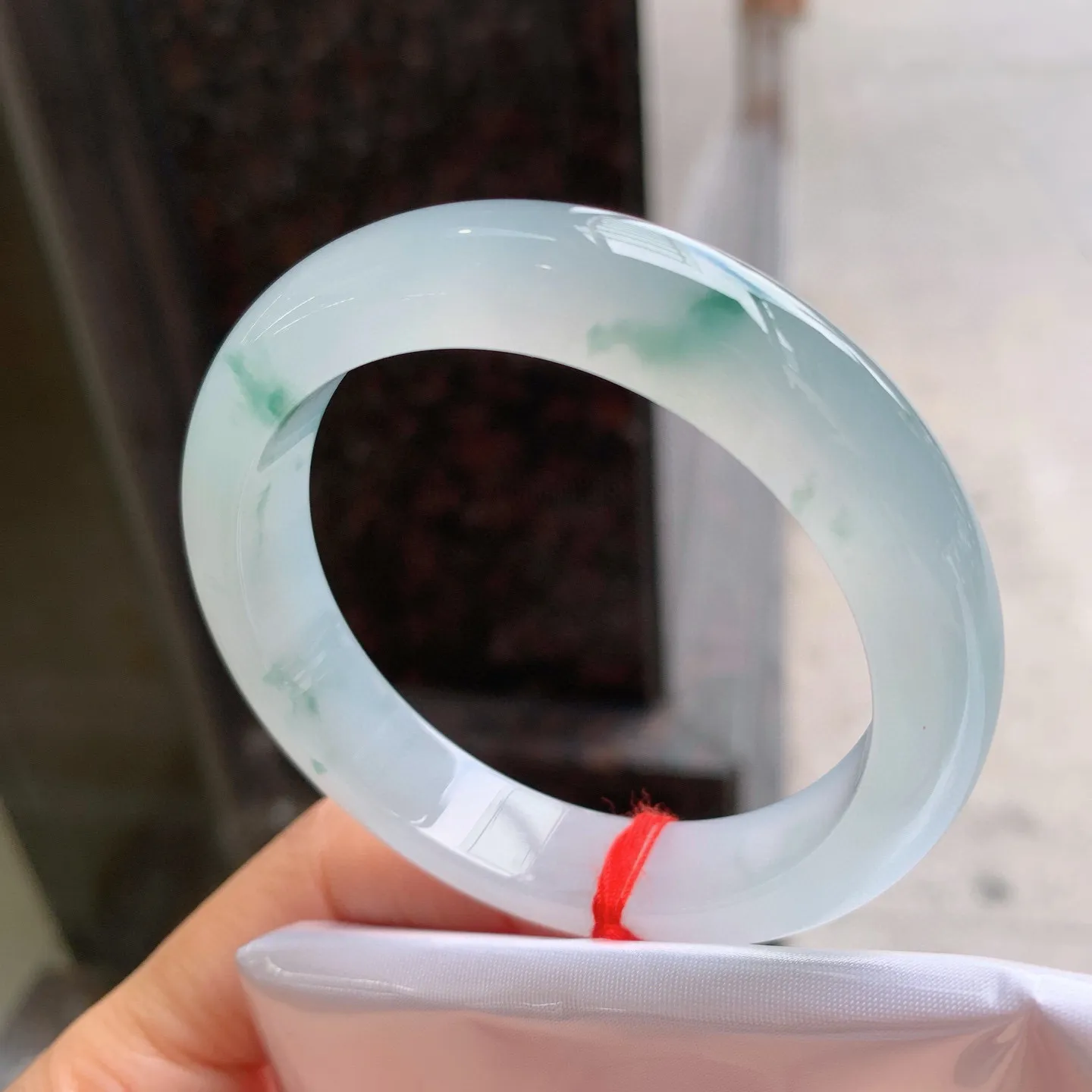 正圈冰飘花 尺寸：54.4/12.2/8.4mm
