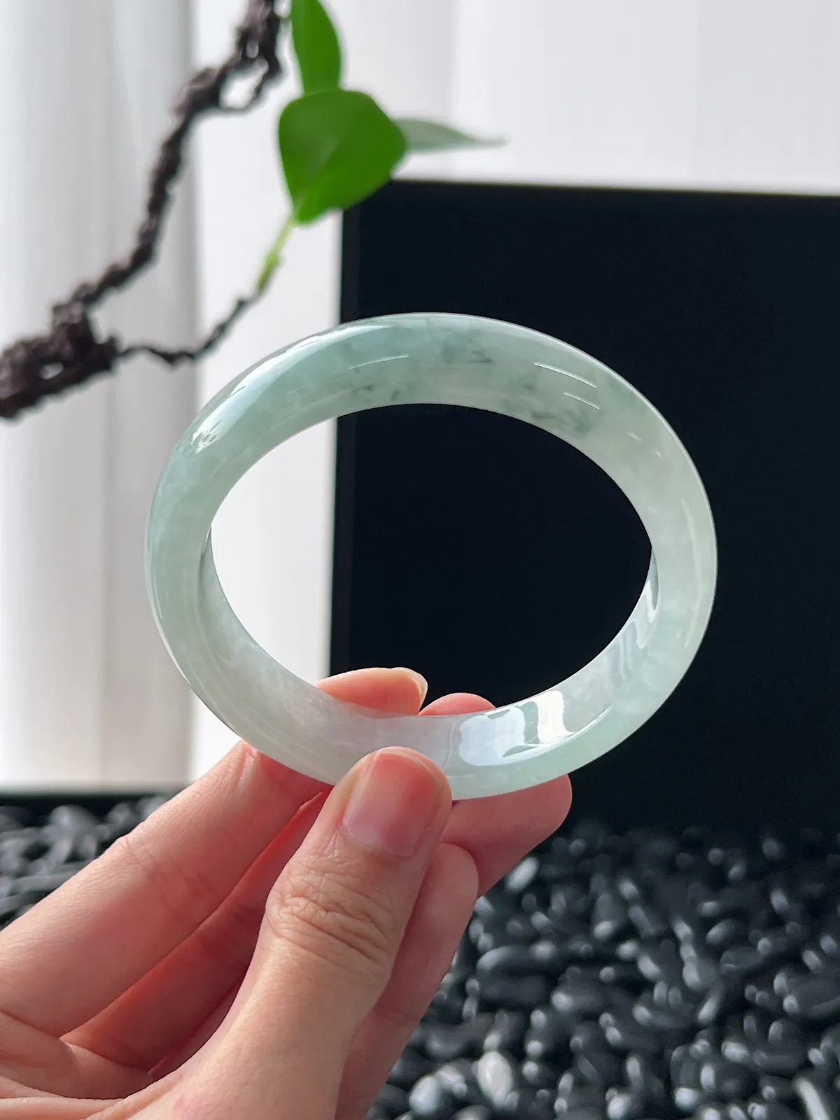 正圈55.2圈口，翡翠糯化种飘蓝花手镯