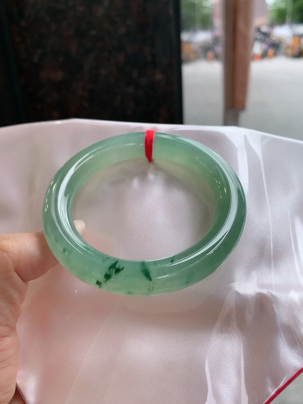 圆条冰玻飘花 无瑕 尺寸:55.1/10.8 花美 种水好