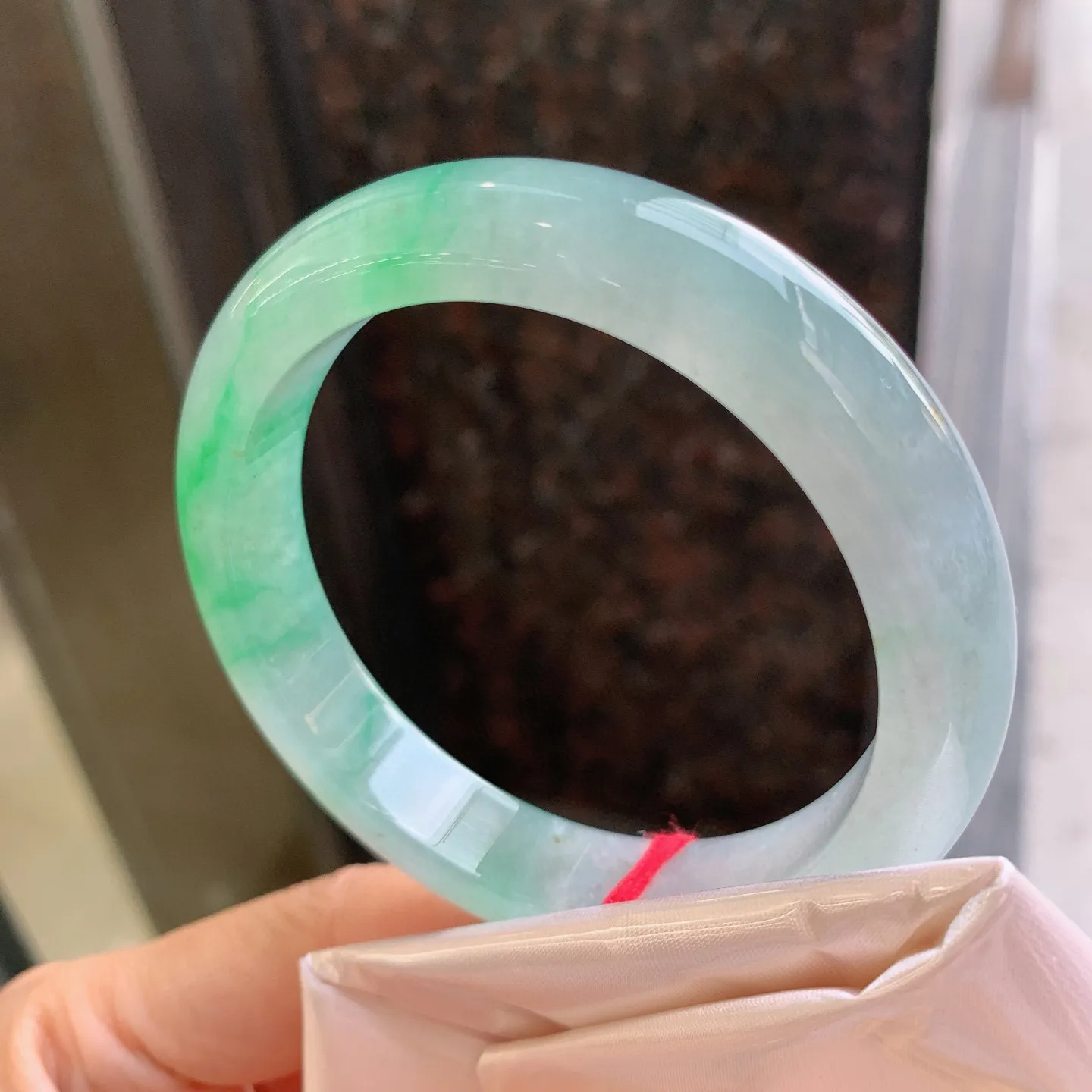 正圈冰飘绿 尺寸：56.5/12/8.6mm