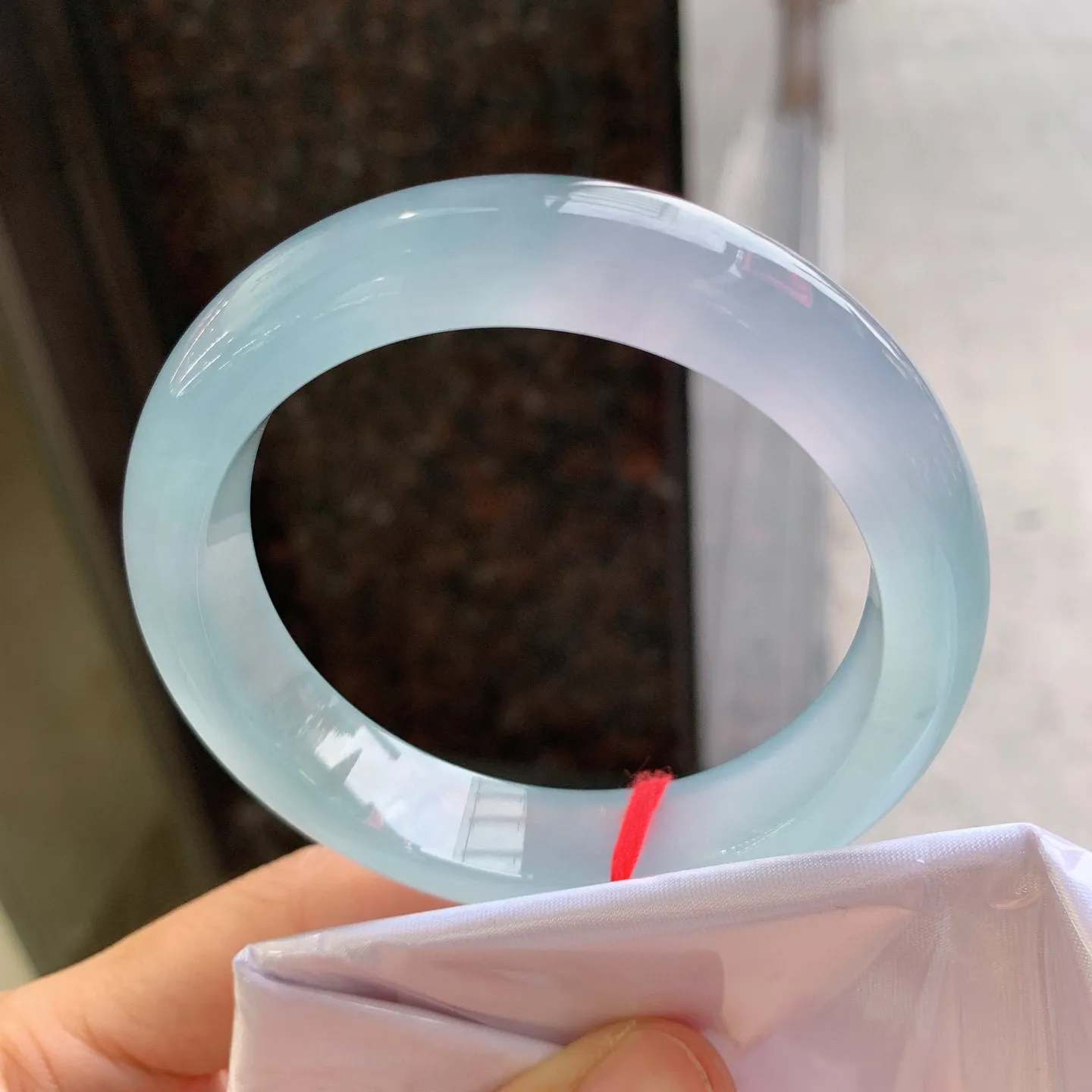 正圈天空蓝 尺寸：57.4/13.3/8.8mm