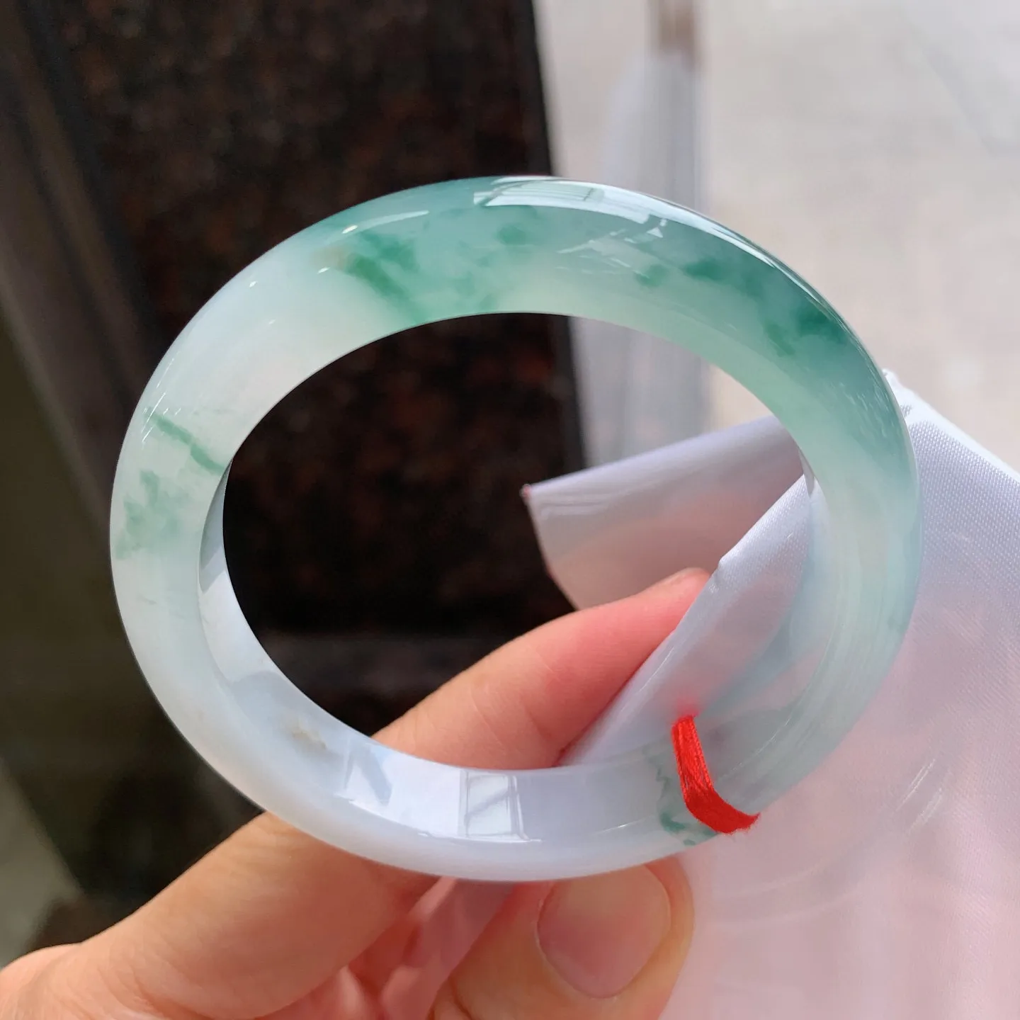正圈冰飘花 尺寸：54.7/11/8.7mm
