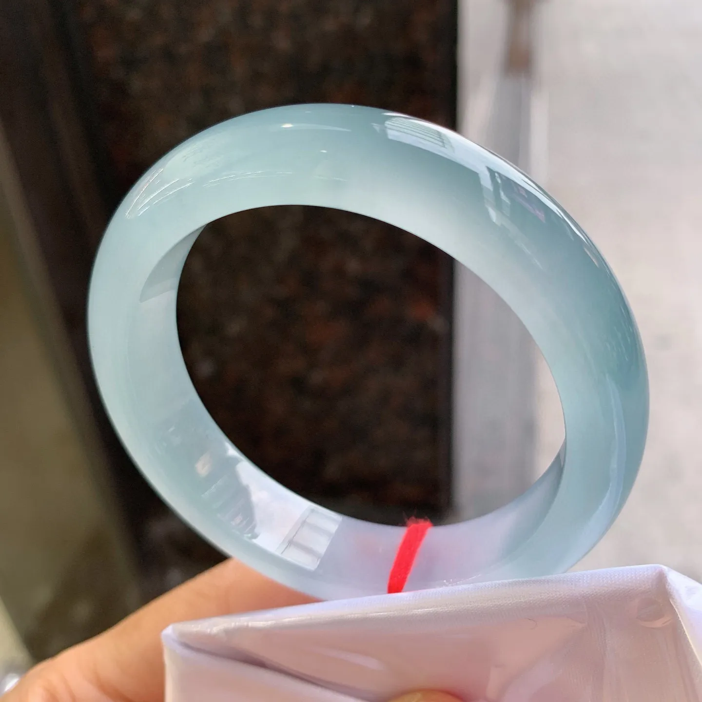 正圈天空蓝 尺寸：57.4/13.3/8.8mm