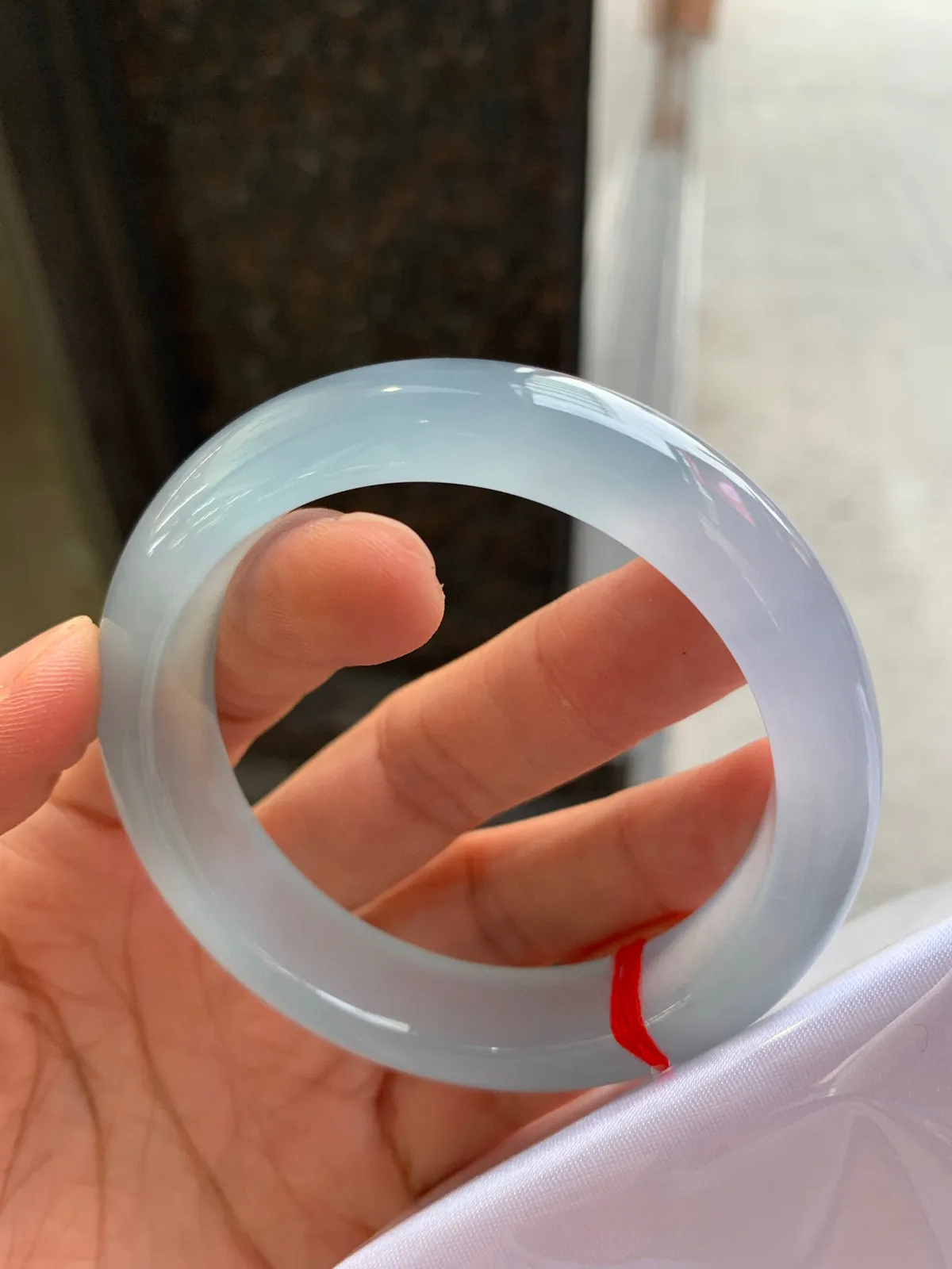 正圈天空蓝 尺寸：57.4/13.3/8.8mm