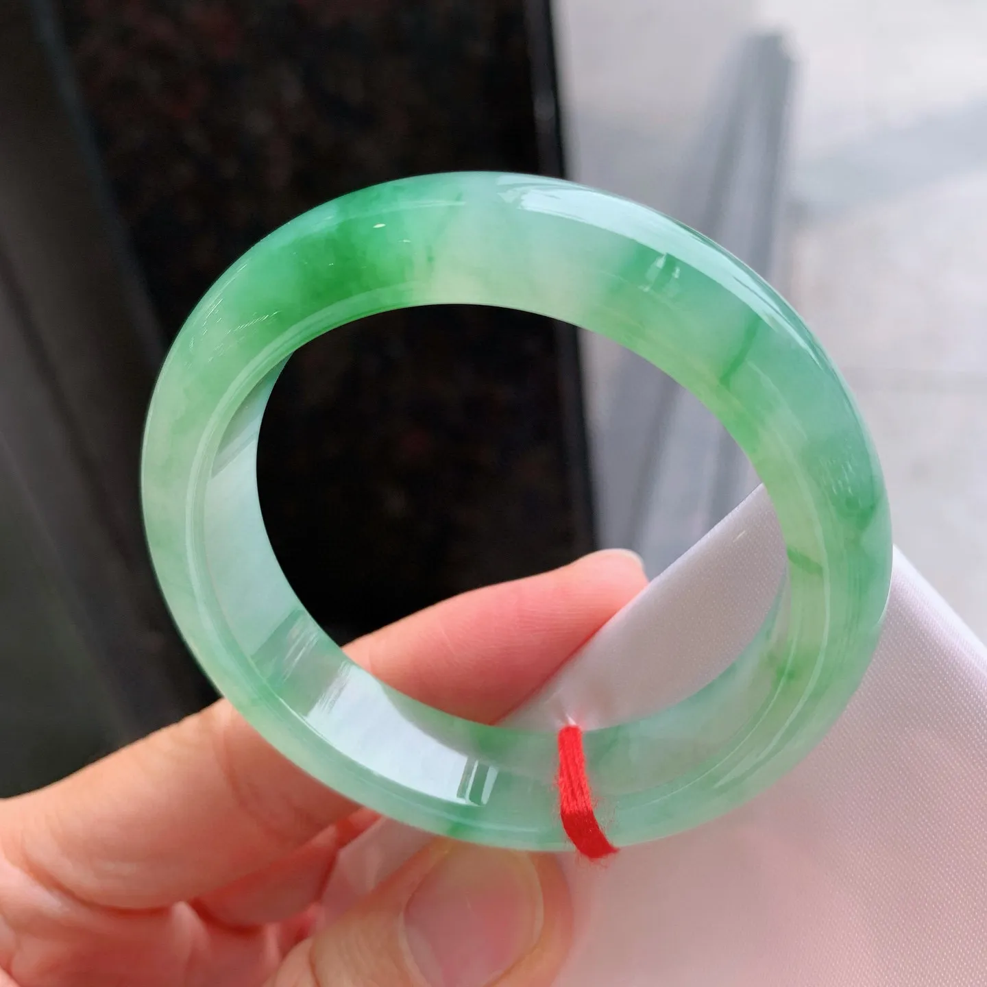 正圈冰飘绿花 尺寸：51/12.5/8.2mm