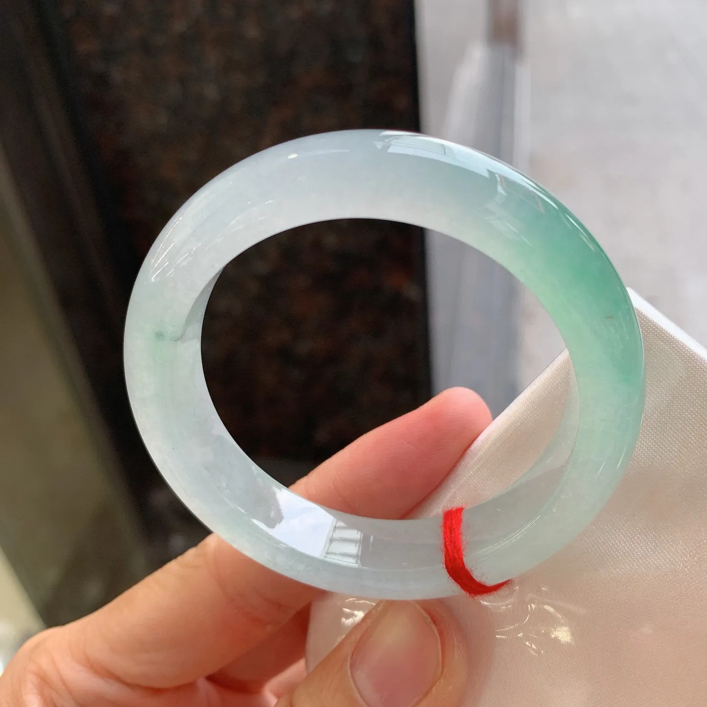 正圈冰飘绿 尺寸：50/11.7/8.1mm