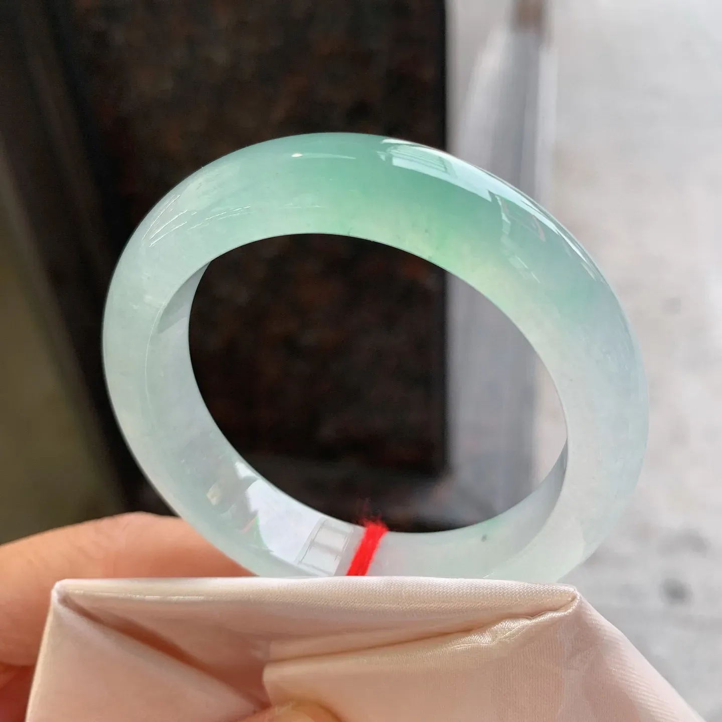 正圈冰飘绿 尺寸：50/11.7/8.1mm