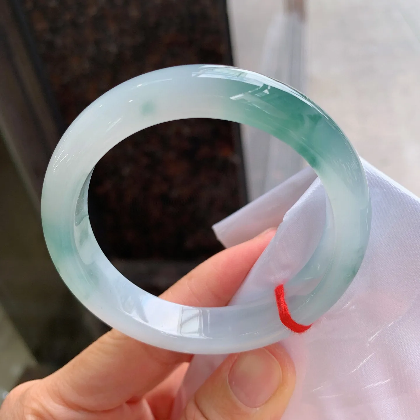 正圈冰飘花 尺寸：55.8/12.4/8.6mm