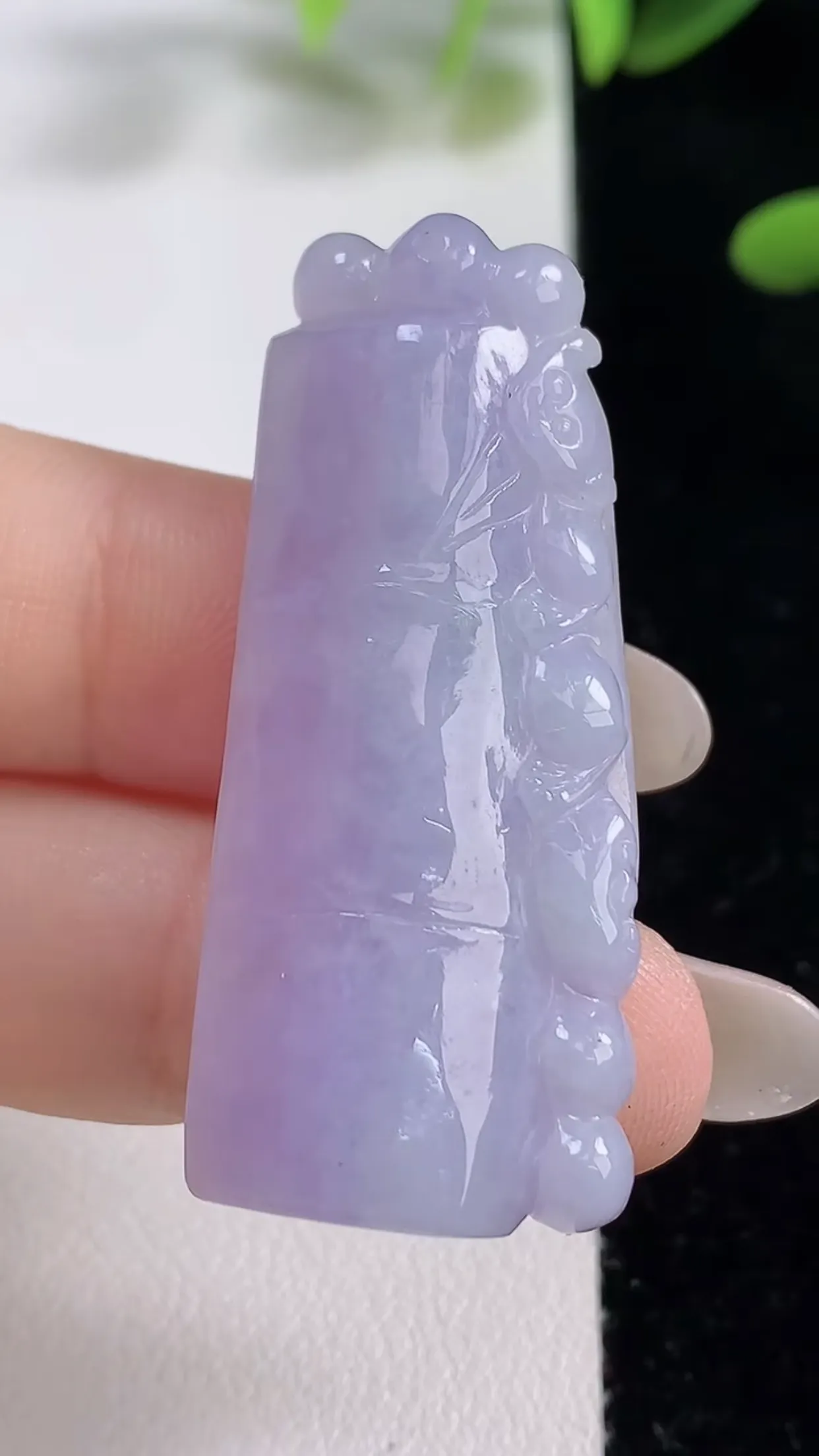 缅甸天然翡翠a货 老坑料起胶冰润 紫罗兰节节高升 竹节吊坠，尺寸42.5-18.7-7.7mm  y  13.16