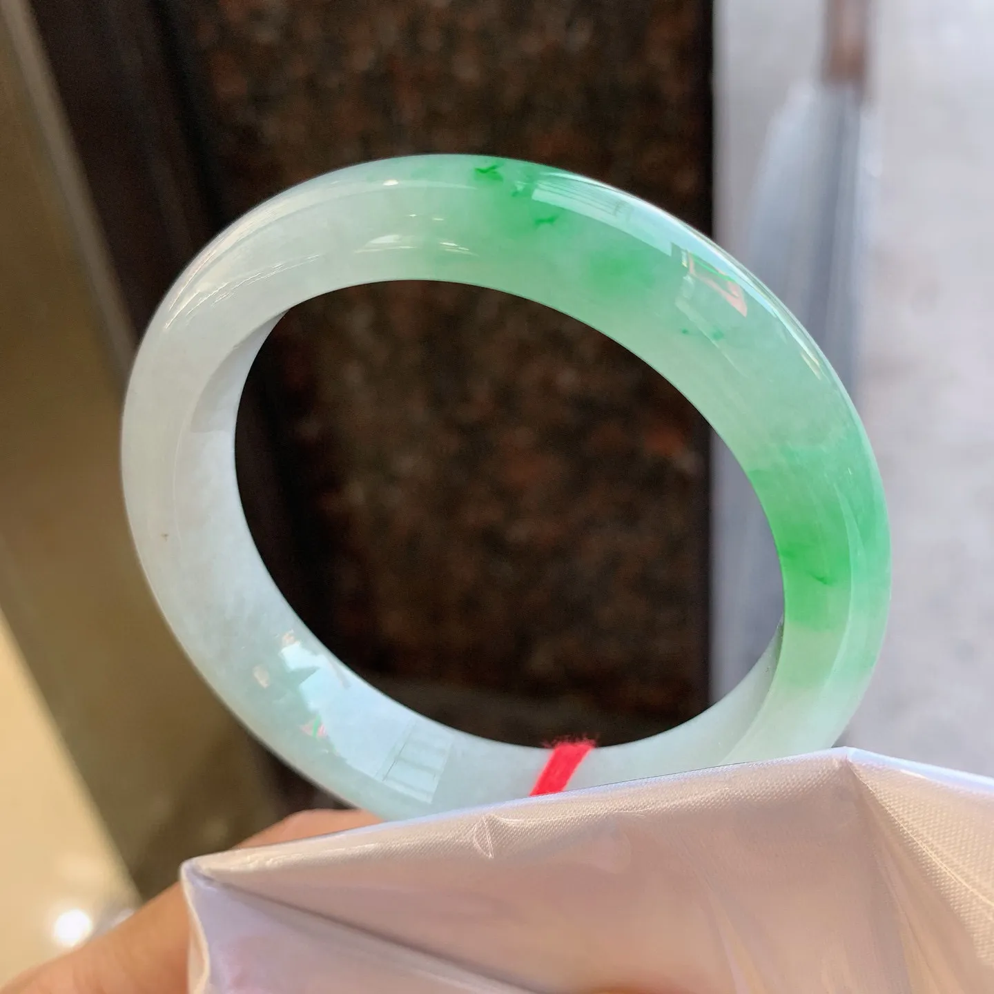 正圈冰飘绿 尺寸：56.7/12.6/8.5mm