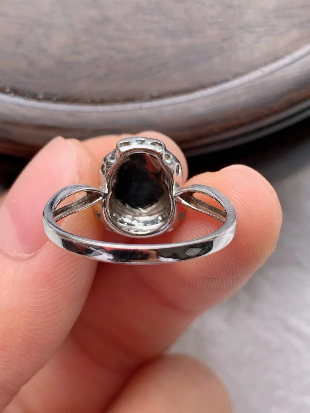 翡翠a货18k金冰种满绿葫芦戒指，尺寸16.6-8.8-7.7，重量:2.18g