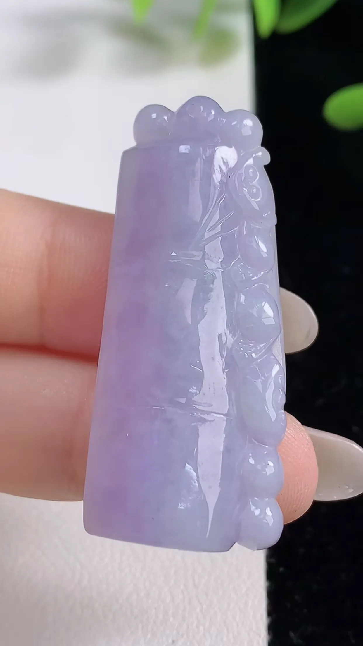 缅甸天然翡翠a货 老坑料起胶冰润 紫罗兰节节高升 竹节吊坠，尺寸42.5-18.7-7.7mm  y  13.16