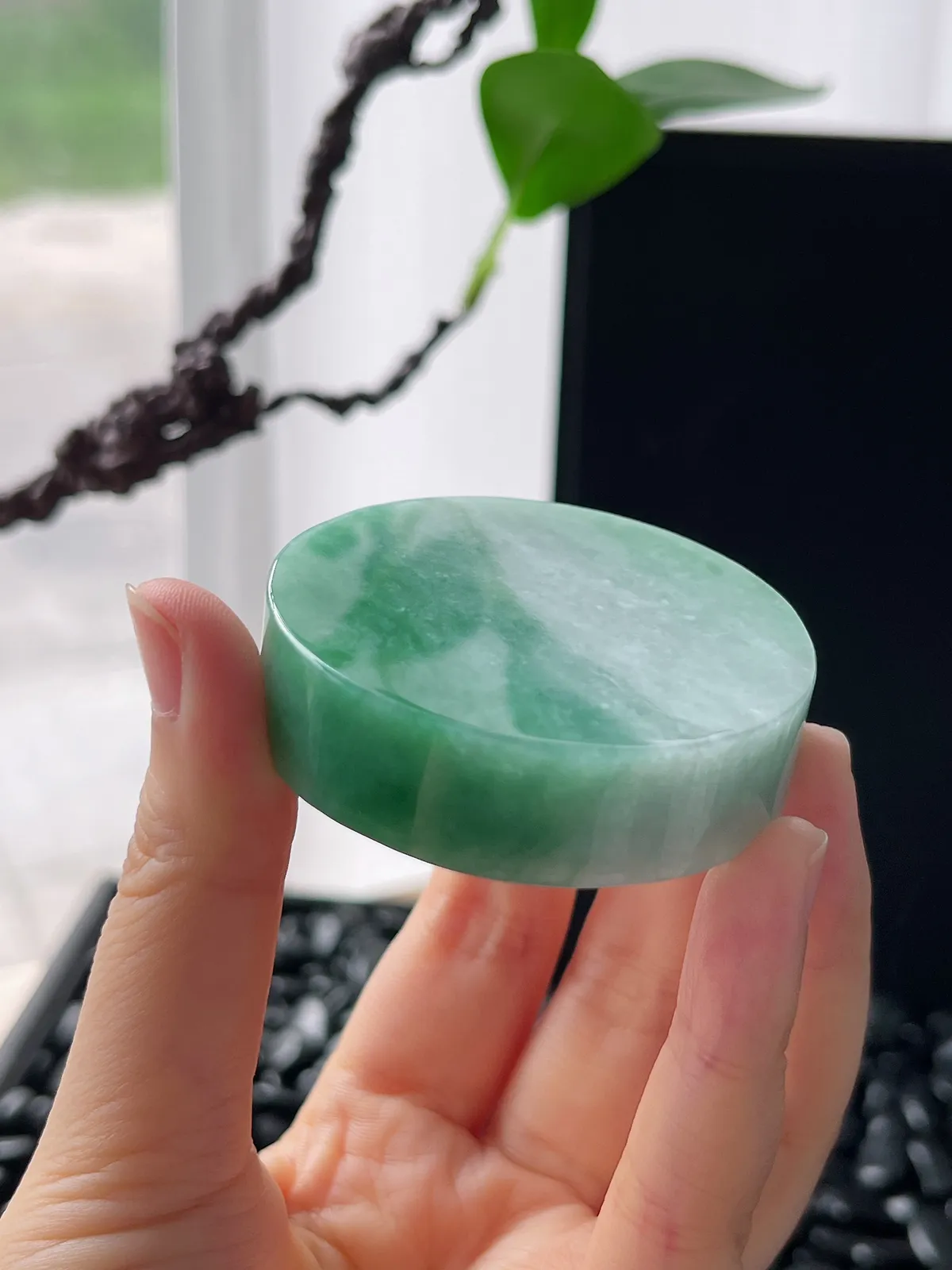 翡翠细糯化飘花镯心