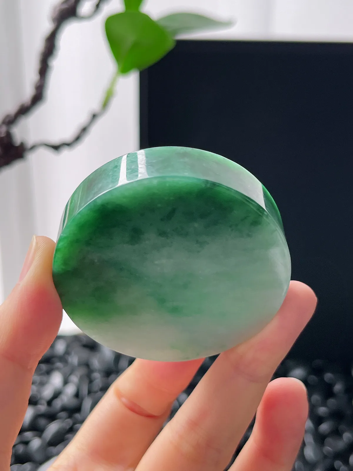 翡翠细糯化飘花镯心