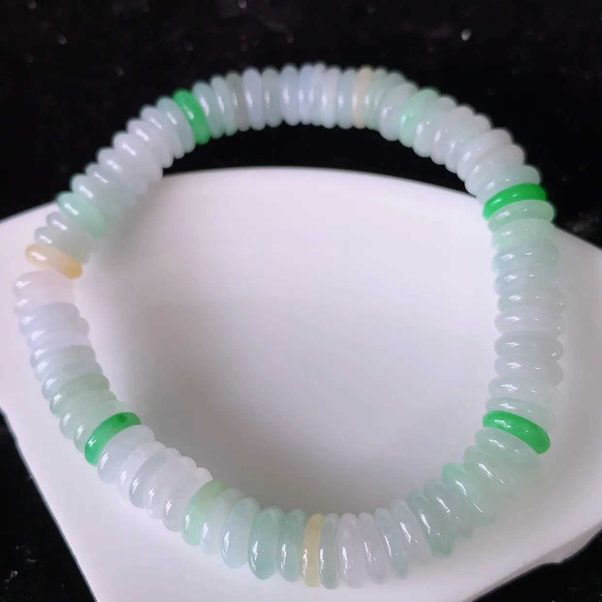自然光实拍，冰润多宝翡翠手链，多彩翡翠手串，水润秀气，料子细腻，清爽，高档大气，自戴送礼佳品！#002.2取一尺寸7.2-2.2mm