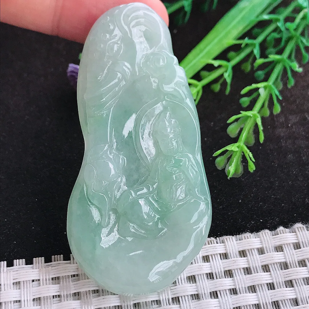 自然光64/31/6.3老坑秀气冰润冰晴底普贤菩萨吊坠翡翠玉坠挂件