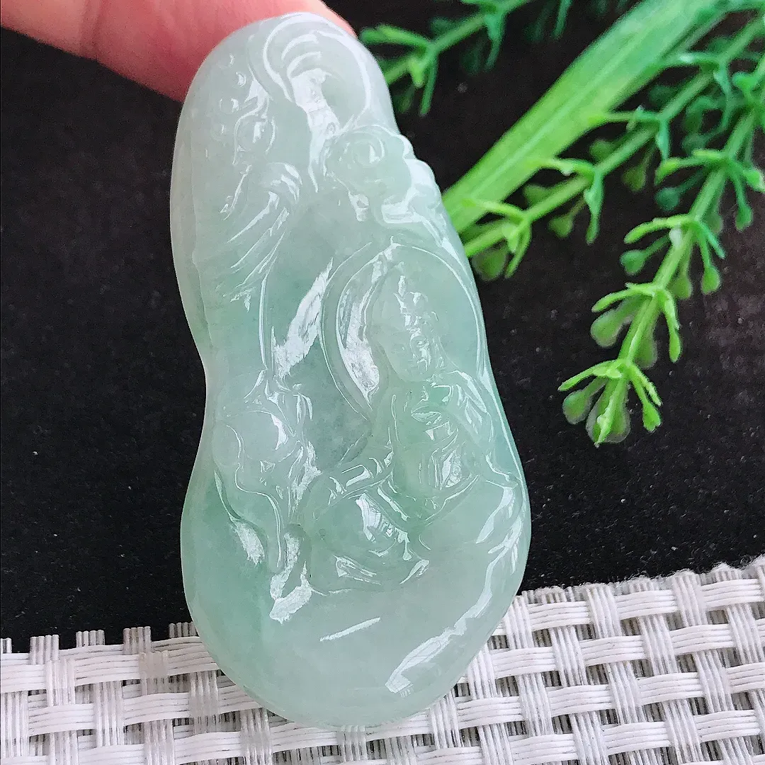 自然光64/31/6.3老坑秀气冰润冰晴底普贤菩萨吊坠翡翠玉坠挂件