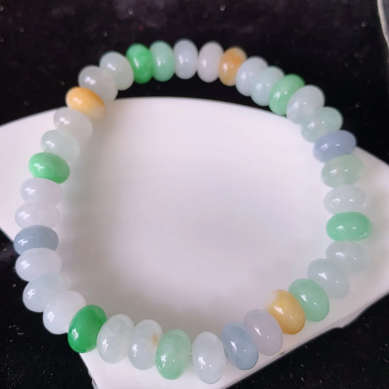自然光实拍，冰润多宝翡翠手链，多彩翡翠手串，水润秀气，料子细腻，清爽，高档大气，自戴送礼佳品！#002.2取一尺寸8*4.5mm