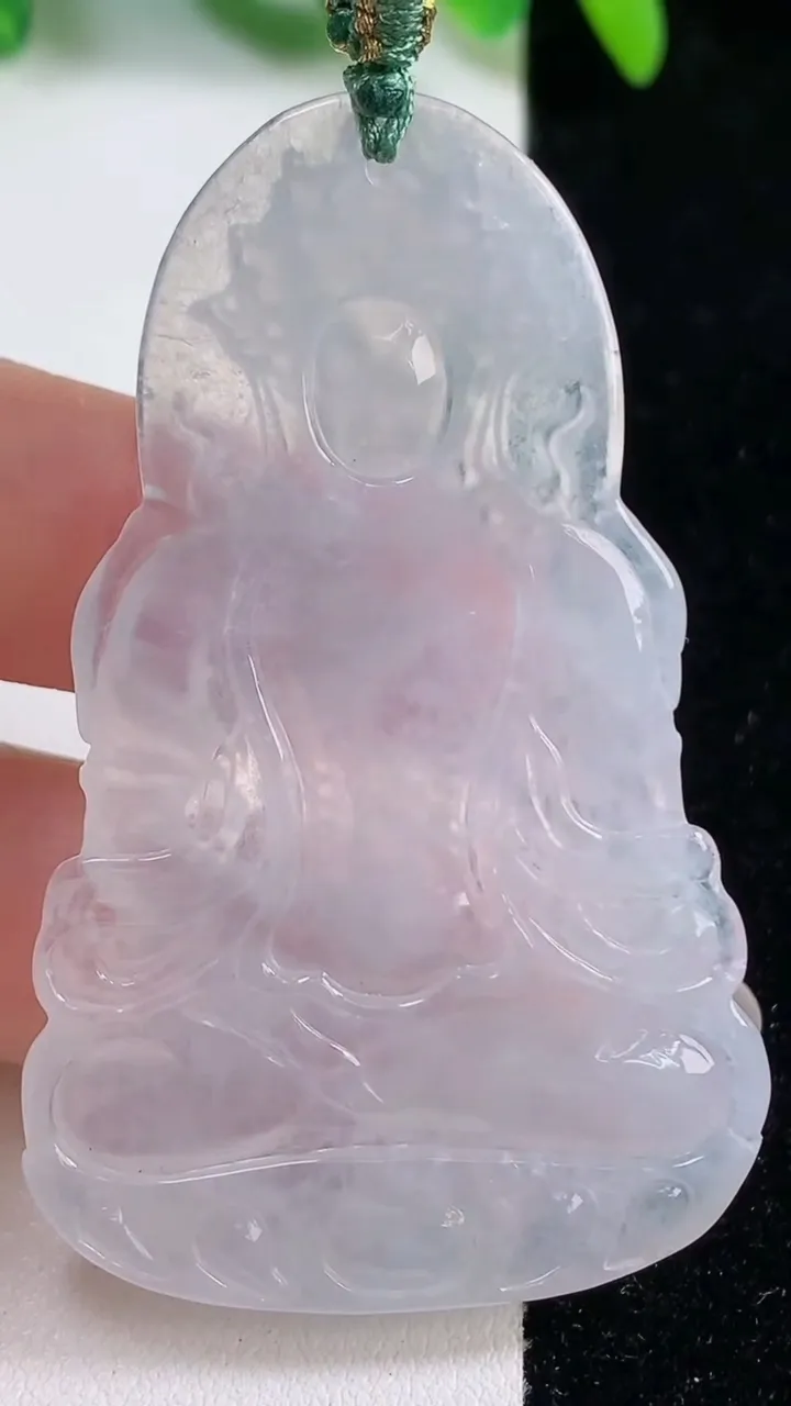 天然A货翡翠度母观音吊坠，尺寸59.3-36.8-5.8，重量:19.95g
10月9日