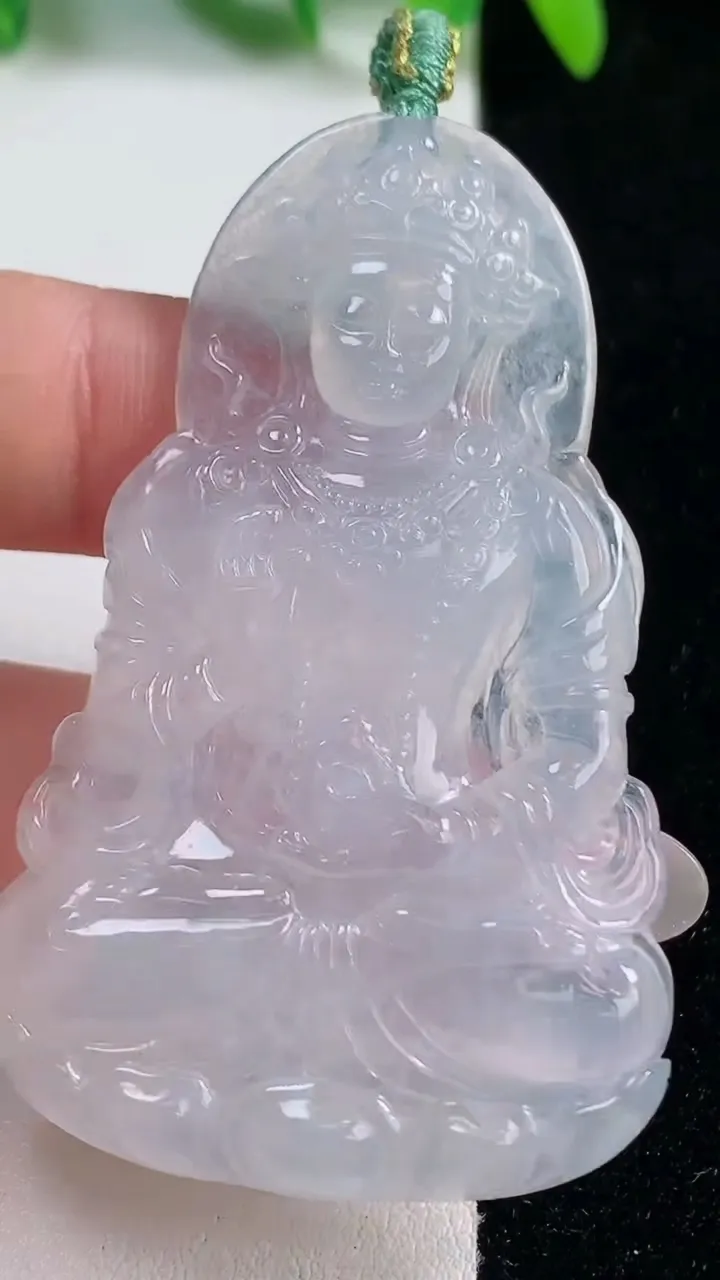 天然A货翡翠度母观音吊坠，尺寸59.3-36.8-5.8，重量:19.95g
10月9日