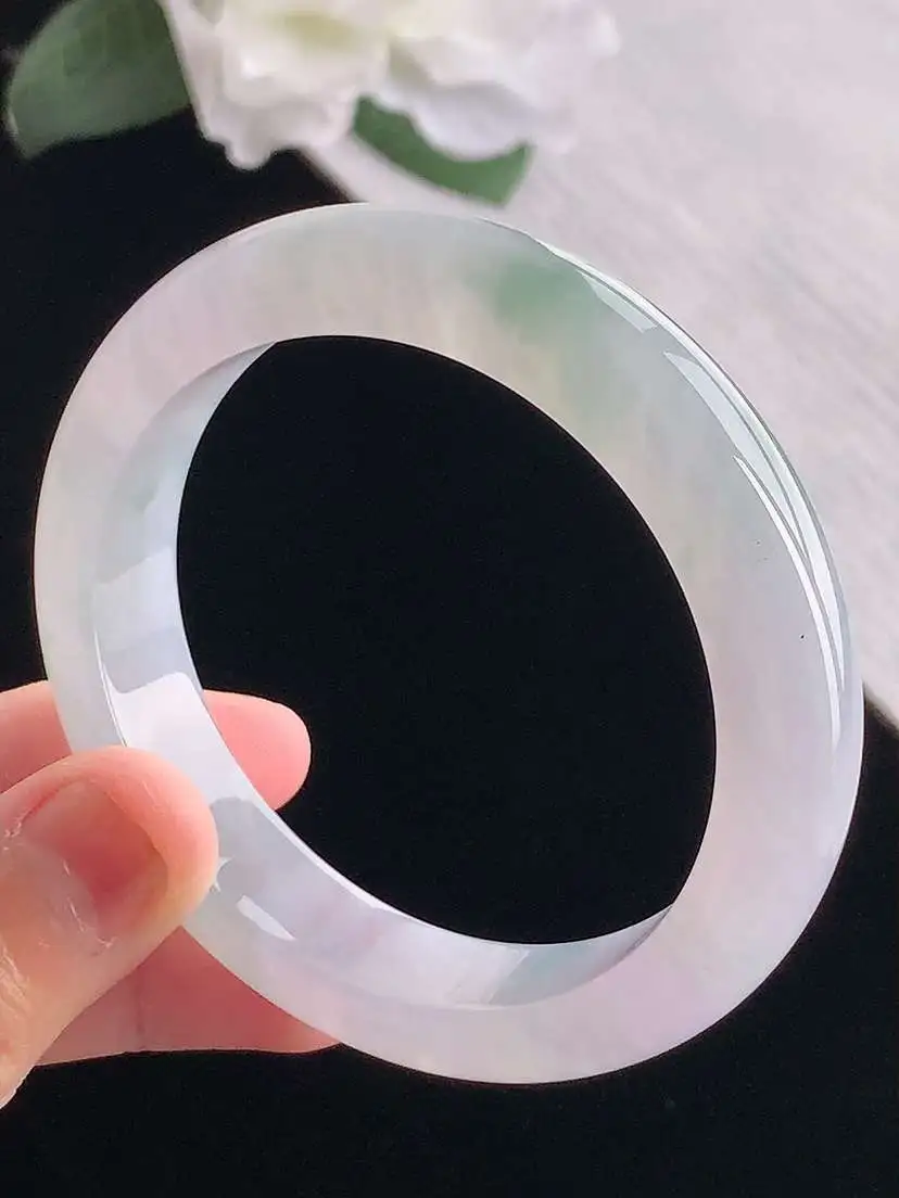 a货翡翠老坑冰种飘花正装正圈手镯52-53小圈口  尺寸52.8×12.5×8mm 重量54.45g