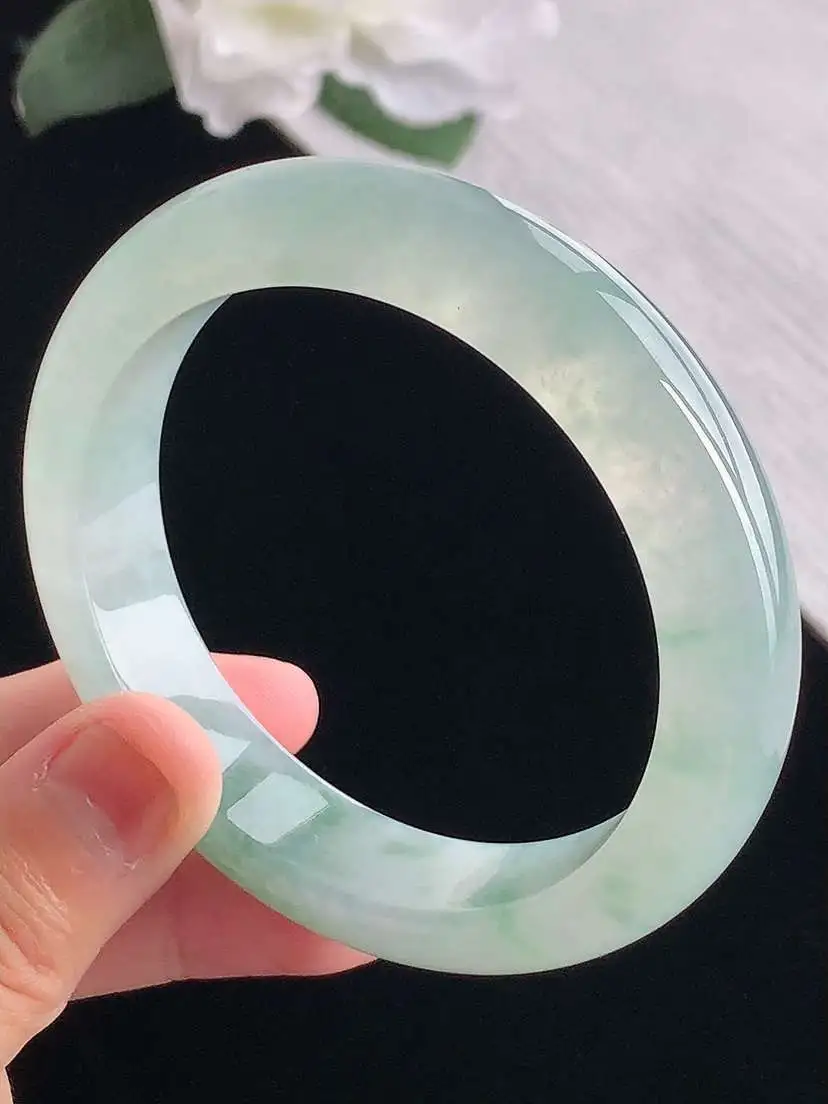a货翡翠老坑冰种飘花正装正圈手镯55-56圈口  尺寸55.8×13.3×8.5mm 重量66.30g 1012