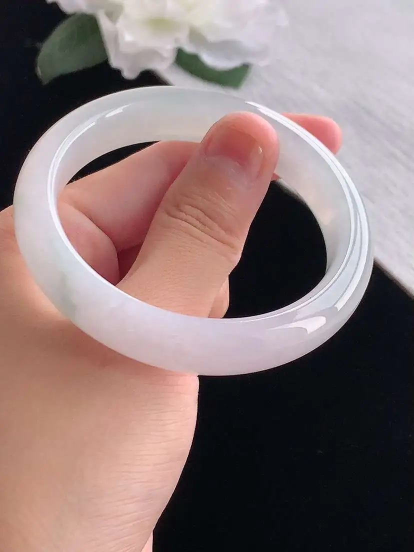 a货翡翠老坑冰种白月光正装正圈手镯53-54圈口  尺寸53.5×12×7.8mm 重量49.92g 1012