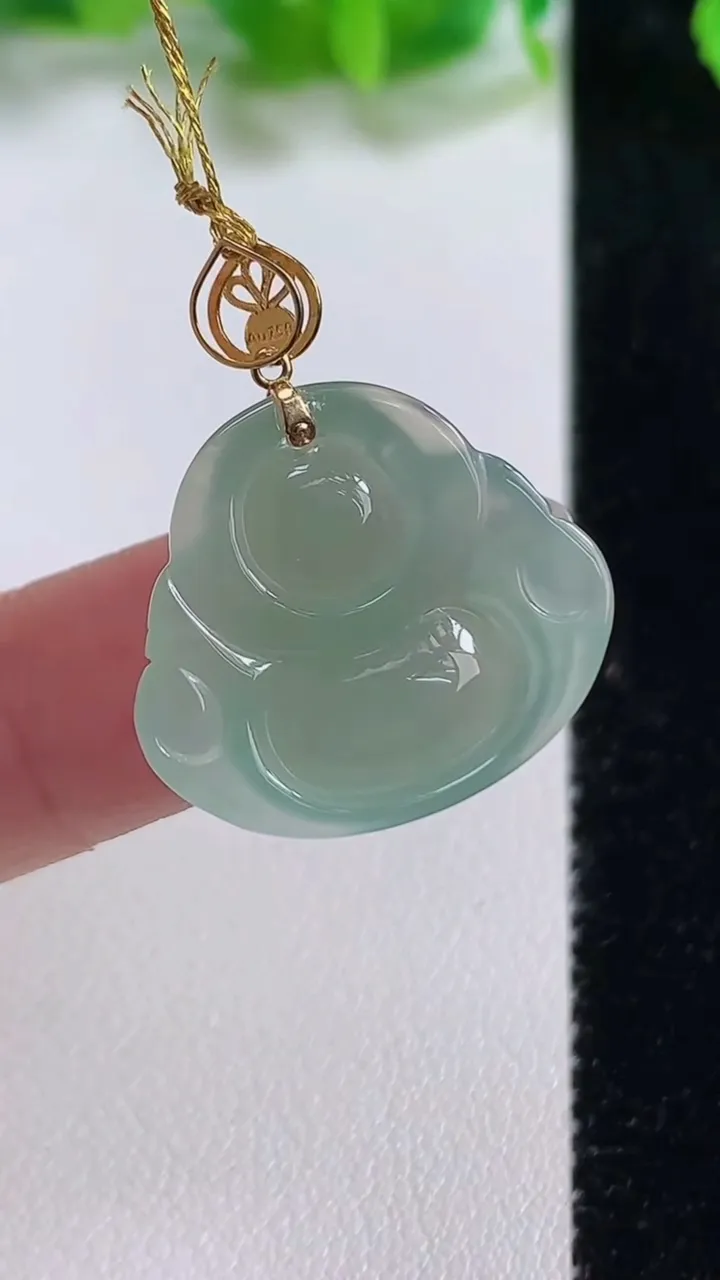 天然A货翡翠佛公吊坠，尺寸20-22.2-6，重量:4.38g
10月13日