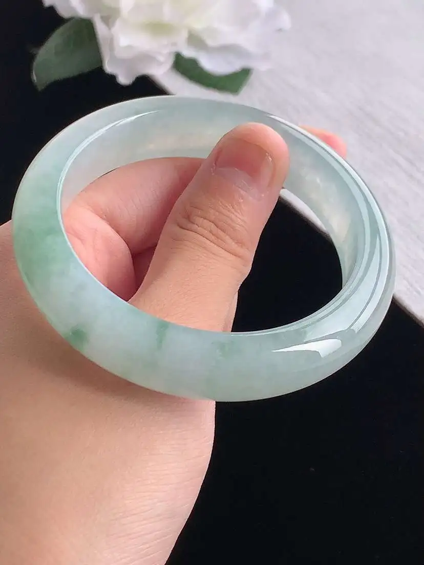 a货翡翠老坑冰种飘花正装正圈手镯55-56圈口  尺寸55.8×13.3×8.5mm 重量66.30g 1012