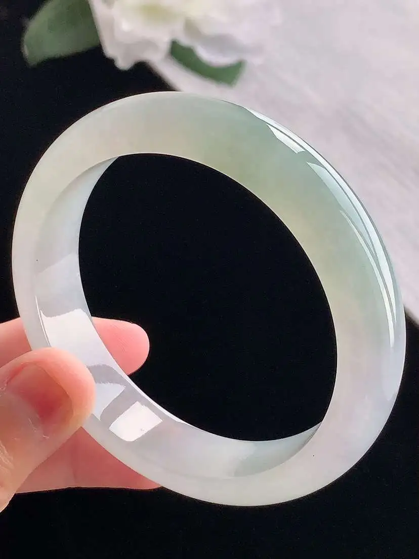 a货翡翠老坑冰种晴水正装正圈手镯56-57圈口  尺寸56×13.4×7.6mm 重量58.56g 