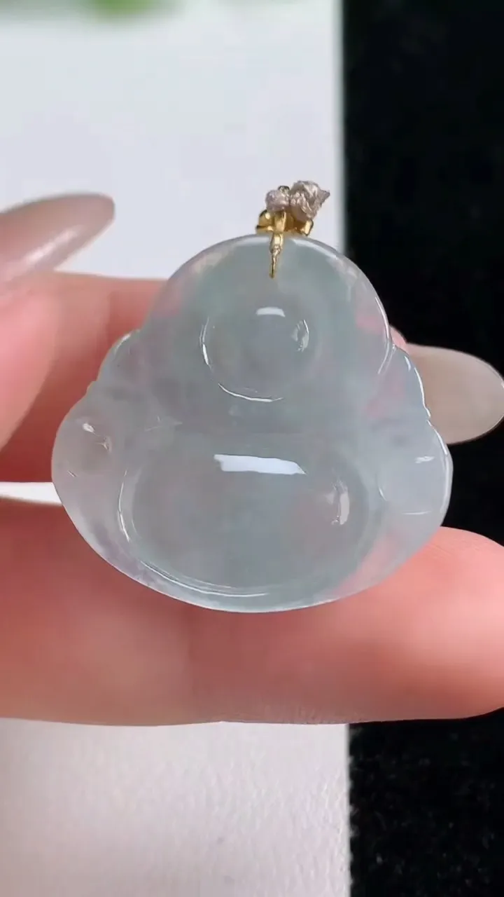 天然A货翡翠佛公吊坠，尺寸26-27-6，重量:6.36g
10月14日