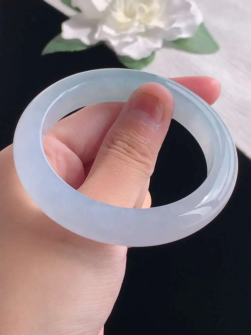 a货翡翠老坑冰种白月光正装正圈手镯53-54圈口  尺寸53.3×11.3×8.2mm 重量53.14g 1013
