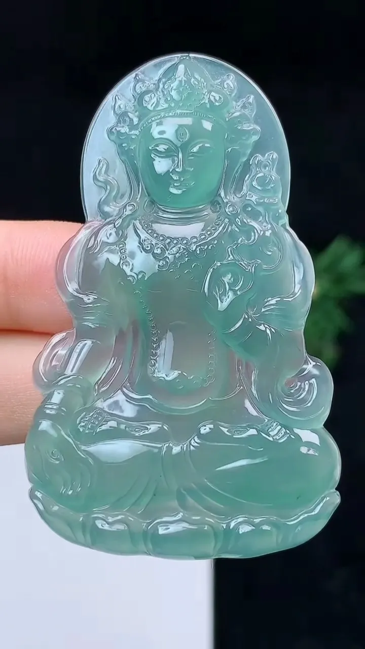 天然A货翡翠蓝水度母吊坠，尺寸59.7-36.4-4.9，重量:18.02g
10月14日