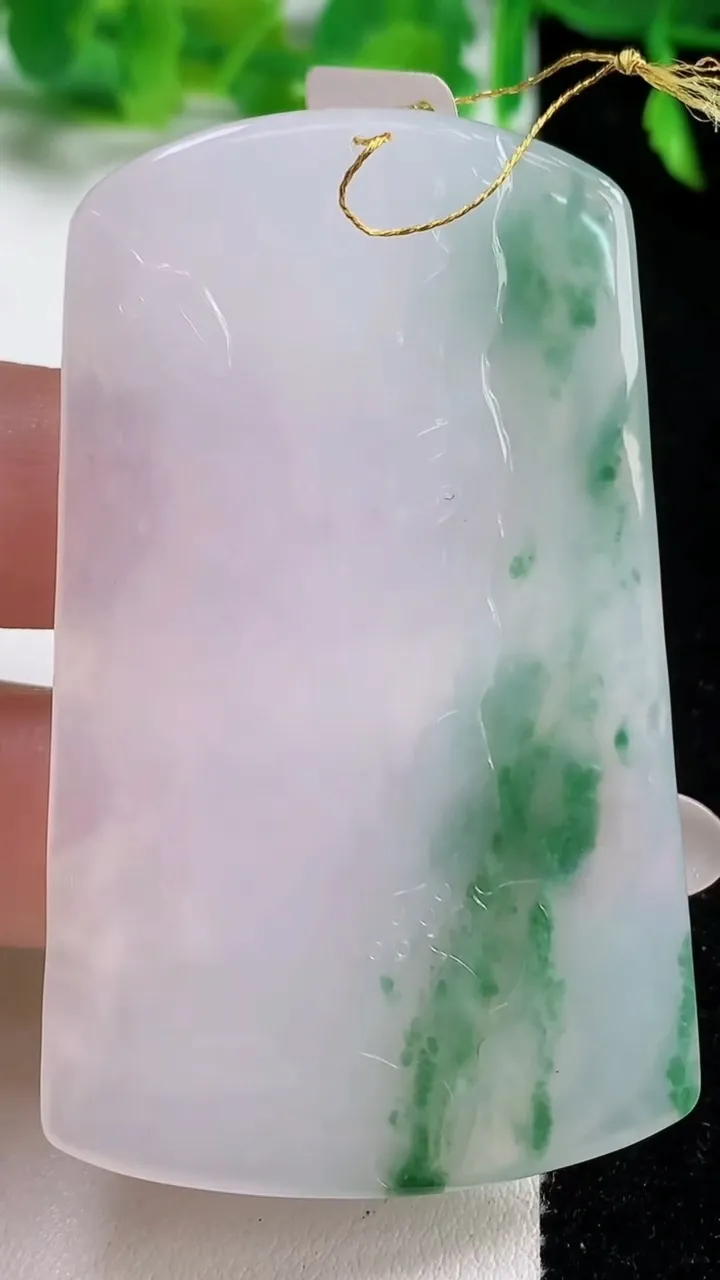 天然A货翡翠冰种飘花虚空藏菩萨吊坠，尺寸62.7-38-5.7，重量:29.35g
10月14日