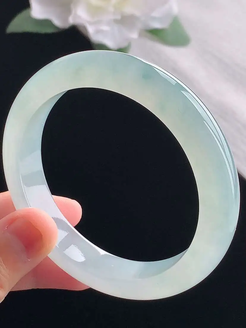 a货翡翠老坑冰种晴水正装正圈手镯57-58圈口  尺寸57.5×12.2×8.8mm 重量62.50