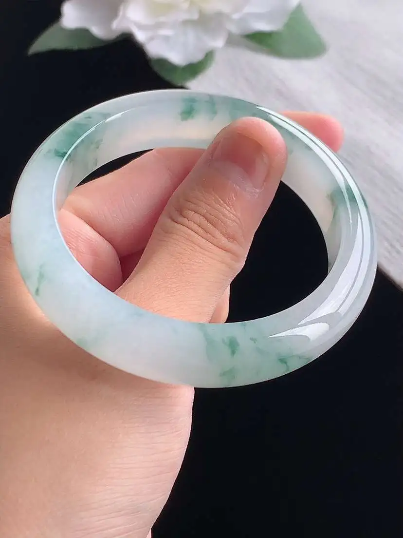 a货翡翠老坑冰种飘花正装正圈手镯53-54圈口  尺寸53.3×12.4×7.7mm 重量53.93g 1013