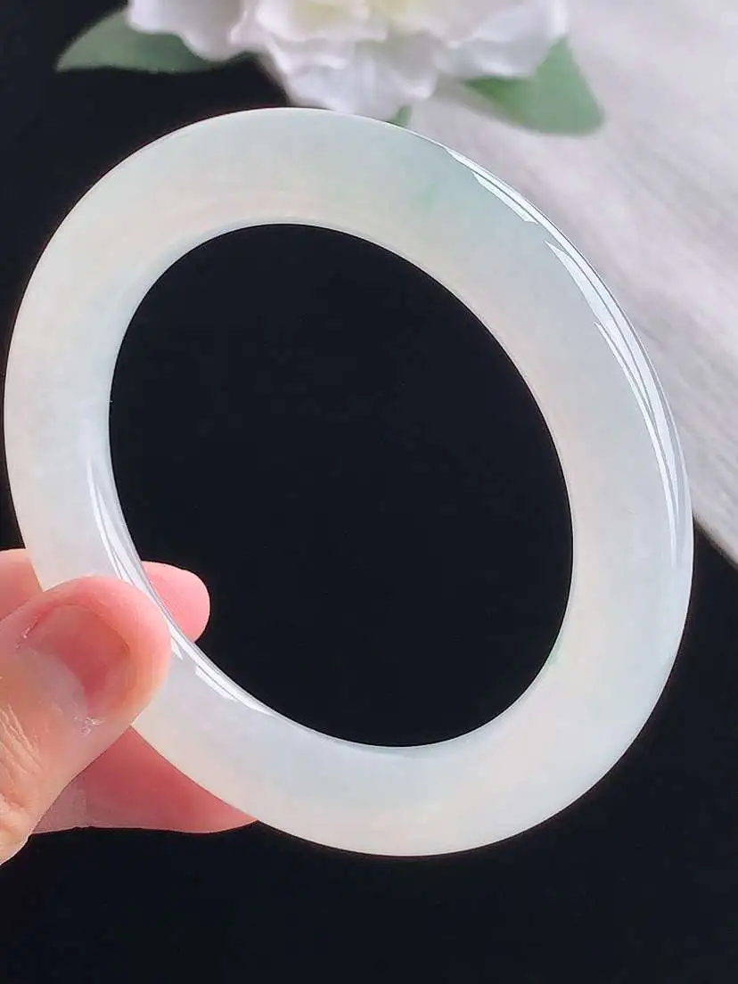 a货翡翠老坑冰种飘绿圆条手镯56-57圈口  尺寸56.3×10.8mm 重量65.25g 1013