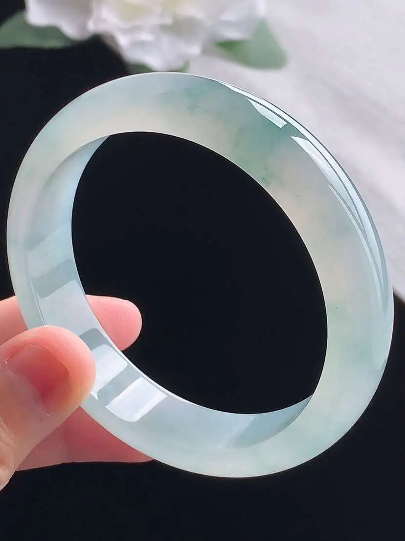 a货翡翠老坑冰种飘花正装正圈手镯55-56圈口  尺寸55.8×13.8×7.3mm 重量55.96g 1013