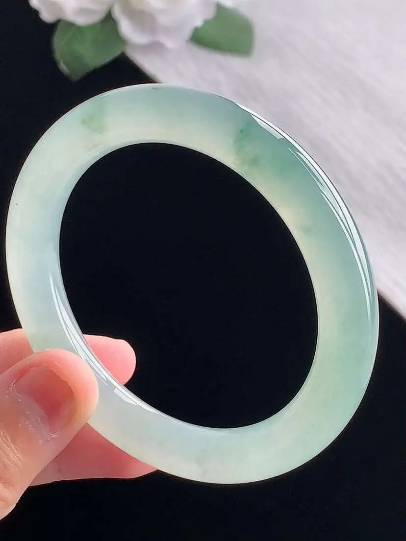 a货翡翠老坑冰种晴水飘花圆条手镯53-54圈口  尺寸53.2×9.2mm 重量46.43g 101
