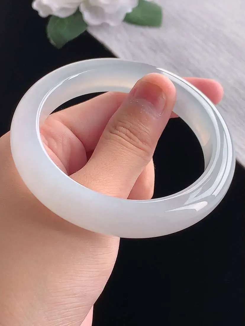 a货翡翠老坑冰种白月光正装正圈手镯56-57圈口  尺寸56.8×11.8×7.6mm 重量62.36g 1014